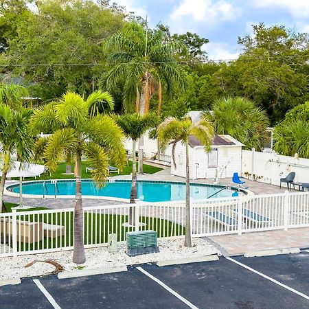 2Q Beds Studio Apt With Shared Pool 01 Clearwater Exteriér fotografie