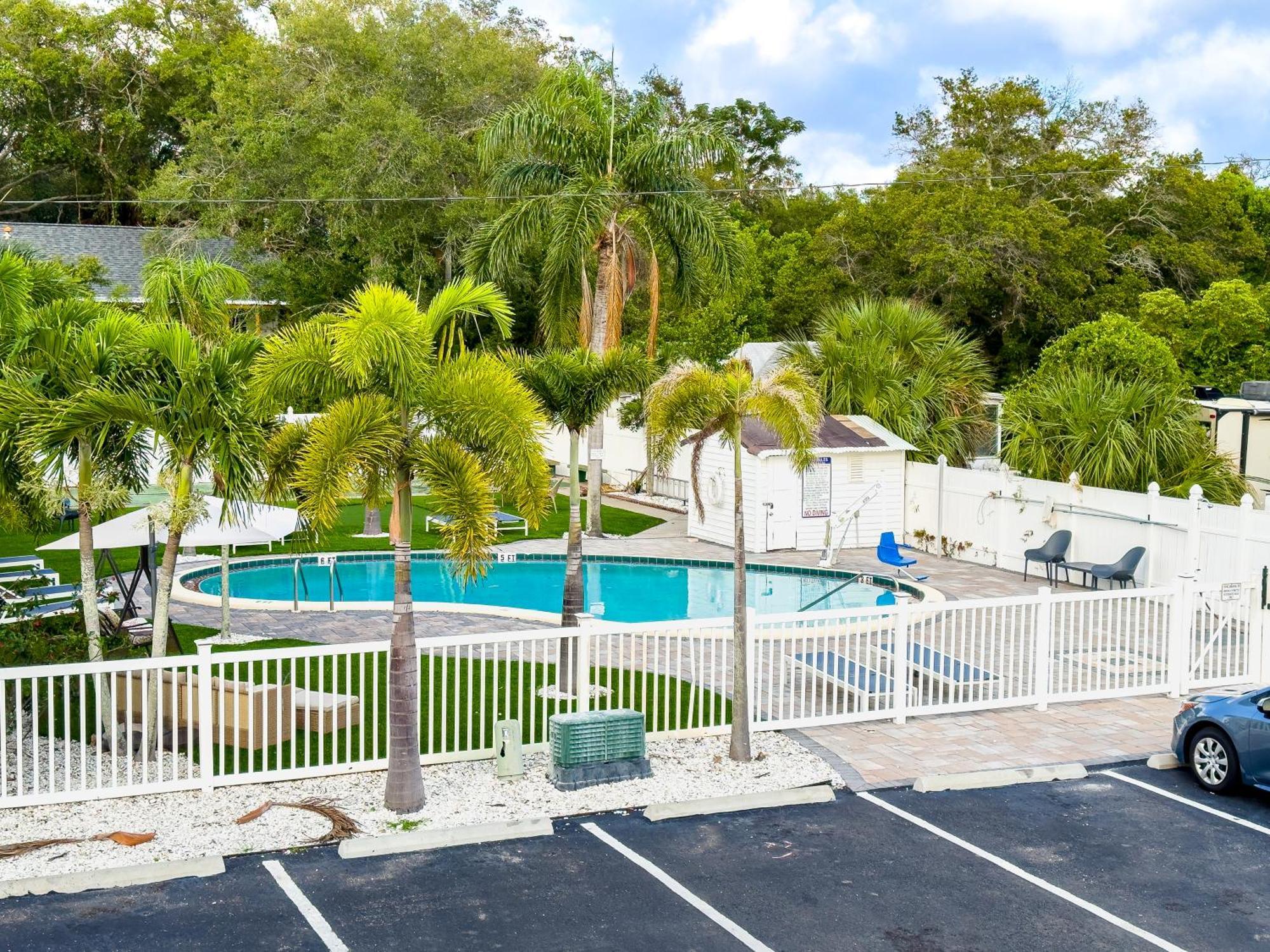 2Q Beds Studio Apt With Shared Pool 01 Clearwater Exteriér fotografie